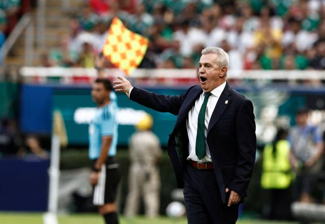 Mexico's head coach Javier Aguirre gestures during the 2026 World Cup Group A football match between Mexico and South Korea at the Guadalajara Stadium in Zapopan on June 18, 2026.  (Photo by Ulises RUIZ / AFP)