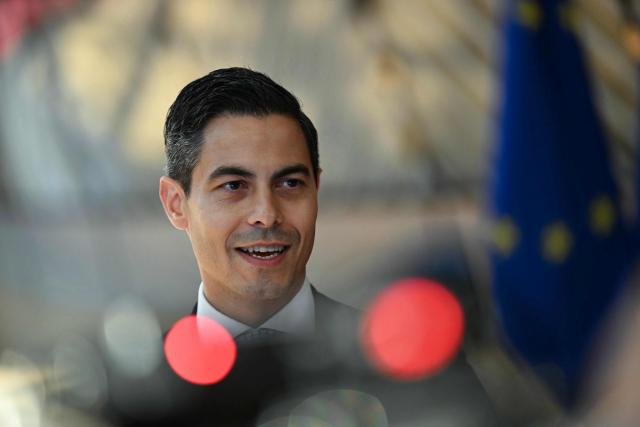 Netherlands' Prime Minister Rob Jetten gives a statement upon arriving to attend the EU Summit at the EU headquarters in Brussels, on June 19, 2026. (Photo by NICOLAS TUCAT / AFP)