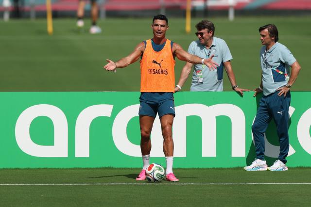 Portugal's forward #07 Cristiano Ronaldo gestures during a training session at Gardens North County District Park in Palm Beach Gardens, on June 19, 2026, as part of the 2026 World Cup football tournament. (Photo by PATRICIA DE MELO MOREIRA / AFP)