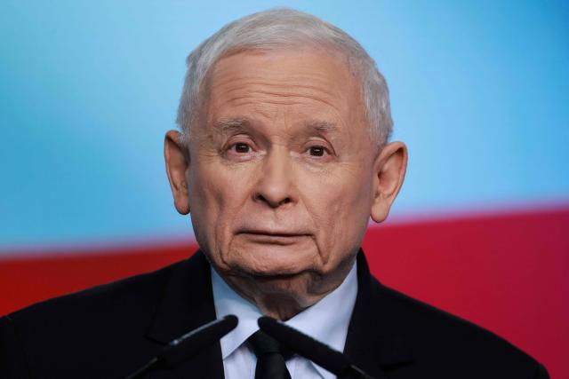 Jaroslaw Kaczynski, leader of the main opposition right wing Law and Justice (PiS) party addresses a joint press conference with French far-right Rassemblement National (RN) party's President, member of the European Parliament and president of the Patriots for Europe (PfE) group Jordan Bardella at the party's headquarters in Warsaw on June 19, 2026. Jordan Bardella is on a two day visit to poland meeting with leaders of Polands far right and touring the eastern border, marking the latest stop on his overseas tour aimed at strengthening his European alliances just a few months before the French presidential election. (Photo by Wojtek RADWANSKI / AFP)