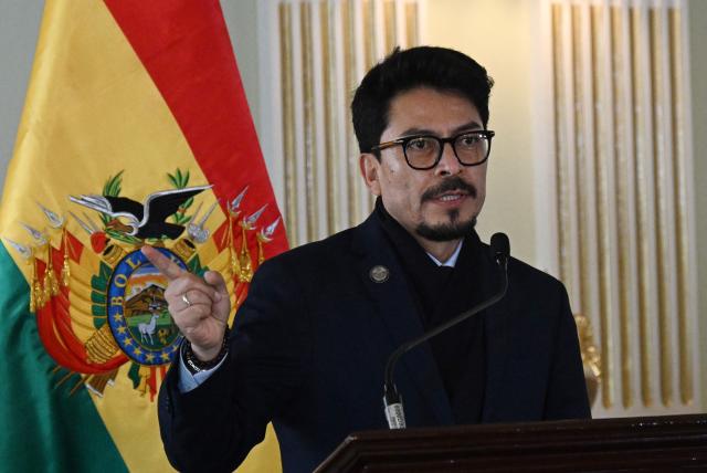 Bolivia's Foreign Minister Fernando Aramayo speaks during a press conference with international correspondents in La Paz on June 19, 2026. (Photo by Aizar RALDES / AFP)
