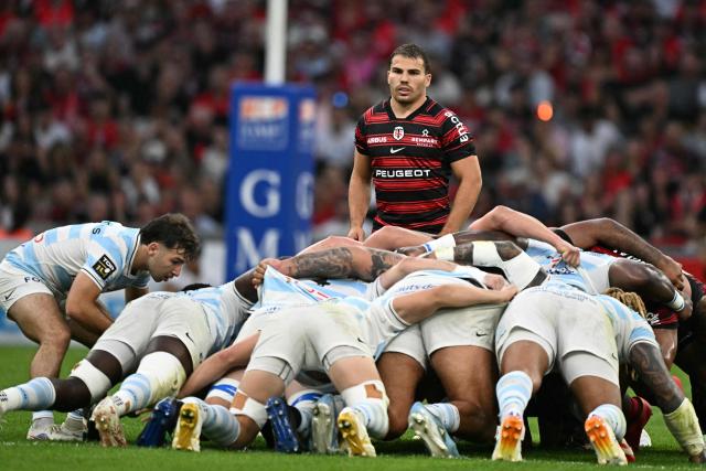 Toulouse's French scrum-half Antoine Dupont watches over a scrum during the French Top14 rugby union semi-final match between Stade Toulousain Rugby (Toulouse) and Racing 92 at the Velodrome stadium in Marseille, southern France on June 19, 2026. (Photo by Gabriel BOUYS / AFP)