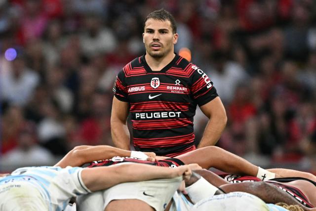 Toulouse's French scrum-half Antoine Dupont watches over a scrum during the French Top14 rugby union semi-final match between Stade Toulousain Rugby (Toulouse) and Racing 92 at the Velodrome stadium in Marseille, southern France on June 19, 2026. (Photo by Gabriel BOUYS / AFP)