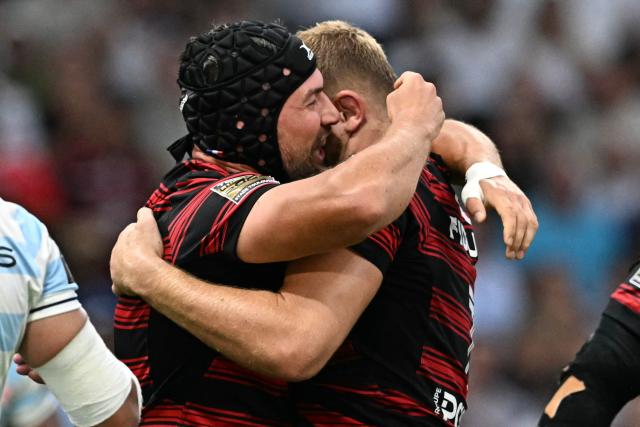 Toulouse's French flanker Francois Cros celebrates scoring a try during the French Top14 rugby union semi-final match between Stade Toulousain Rugby (Toulouse) and Racing 92 at the Velodrome stadium in Marseille, southern France on June 19, 2026. (Photo by Gabriel BOUYS / AFP)