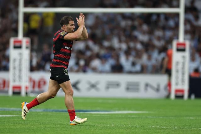 during the French Top14 rugby union semi-final match between Stade Toulousain Rugby (Toulouse) and Racing 92 at the Velodrome stadium in Marseille, southern France on June 19, 2026. (Photo by Thibaud MORITZ / AFP)