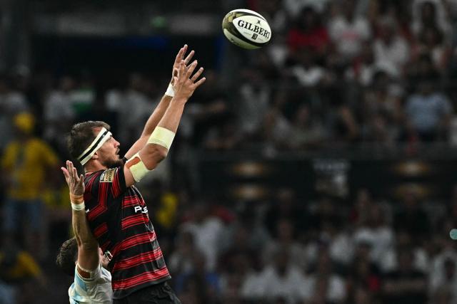 Toulouse's French number eight Alexandre Roumat jumps for the ball in a line out during the French Top14 rugby union semi-final match between Stade Toulousain Rugby (Toulouse) and Racing 92 at the Velodrome stadium in Marseille, southern France on June 19, 2026. (Photo by Gabriel BOUYS / AFP)
