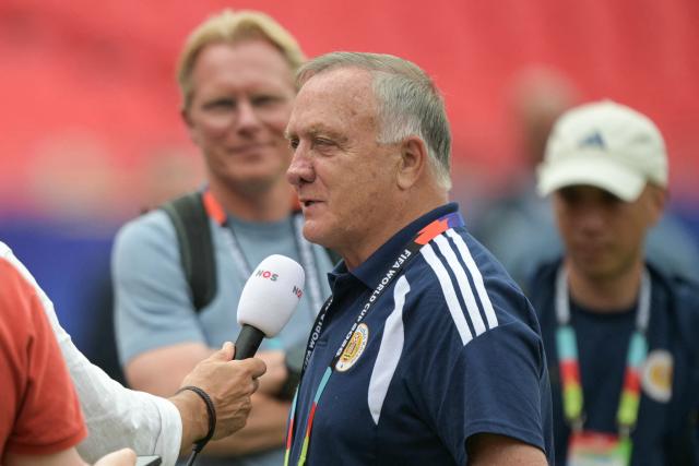 Curacao's Dutch head coach Dick Advocaat speaks to the media at Kansas City Stadium in Kansas City on June 19, 2026, on the eve of the 2026 World Cup Group E football match between Ecuador and Curacao.  (Photo by Juan MABROMATA / AFP)