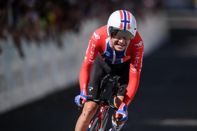 INEOS Grenadiers's Norwegian rider Tobias Foss competes during the fourth stage, a 23.7 km time trial from Aarburg to Aarburg, at the Men's Tour of Switzerland (Tour de Suisse) cycling race in Aarburg, Switzerland, on June 20, 2026. (Photo by Fabrice COFFRINI / AFP)