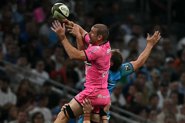 Stade Français' French flanker Romain Briatte wins the line-out during the French Top14 rugby union semi-final match between Montpellier Hérault Rugby and Stade Français at the Velodrome stadium in Marseille, southern France, on June 20, 2026. (Photo by Gabriel BOUYS / AFP)
