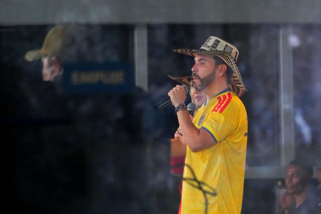 Colombia's presidential candidate Abelardo de la Espriella of the Defensores de la Patria movement gives a speech inside the Cubo de Cristal building in Barranquilla on June 20, 2026, on the eve of the presidential election runoff. Colombians vote on June 21, 2026 in a presidential runoff pitting a hard-right opera-singer-turned-lawyer against a leftist senator, an election with stark consequences for the country's stumbling peace process with armed groups and strained ties with Washington. (Photo by Vanexa Romero / AFP)