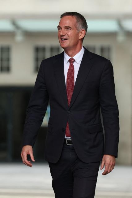 Britain's Business Secretary Peter Kyle smiles outside the BBC in central London on June 21, 2026, after appearing on the BBC's 'Sunday' political television show, amid reports that Britain's Prime Minister Keir Starmer is planning to announce his resignation. (Photo by Adrian Dennis / AFP)