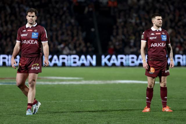 (FILES) Bordeaux-Bègles' French wing Damian Penaud (L) and Bordeaux-Bègles' French fly-half Matthieu Jalibert look on during the French Top14 rugby union match between Union Bordeaux-Begles (UBB) and ASM Clermont at the Chaban-Delmas Stadium in Bordeaux, south-western France on February 23, 2025. Damian Penaud, the all-time try-scoring record holder for the French national rugby union team, who was left out of the last Six Nations Championship, was recalled on June 21, 2026, to prepare for the Southern Hemisphere Nations Championship, alongside his UBB teammate Matthieu Jalibert but without Louis Bielle-Biarrey, who was given a rest. (Photo by ROMAIN PERROCHEAU / AFP)