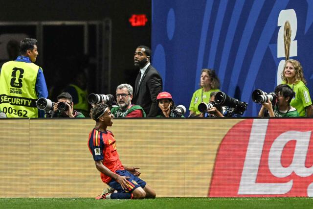 Spain's forward #19 Lamine Yamal   celebrates after scoring the opening goal during the 2026 World Cup Group H football match between Spain and Saudi Arabia at the Atlanta Stadium in Atlanta on June 21, 2026.  (Photo by ROBERTO SCHMIDT / AFP)
