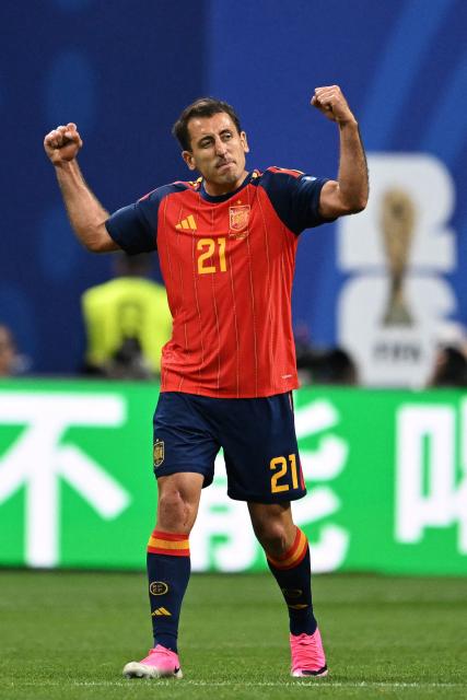 Spain's forward #21 Mikel Oyarzabal celebrates after scoring his team's second goal  during the 2026 World Cup Group H football match between Spain and Saudi Arabia at the Atlanta Stadium in Atlanta on June 21, 2026.  (Photo by ROBERTO SCHMIDT / AFP)