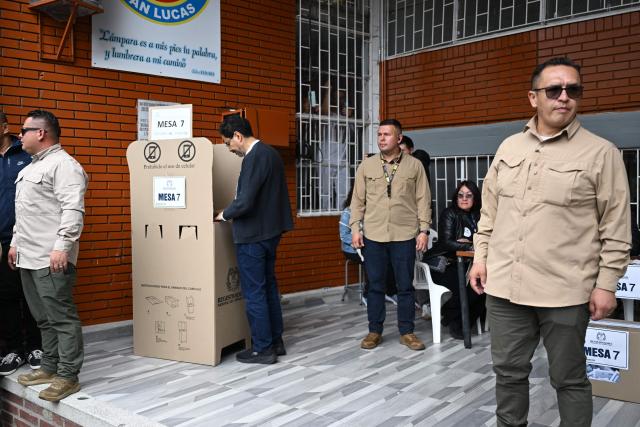 Colombia's presidential candidate for the ruling Pacto Historico party, Ivan Cepeda, votes at a polling station during the presidential election runoff, in Bogota on June 21, 2026. Colombians head to the polls to pick a new president between a hard-right White House-backed lawyer and a leftist senator that will decide the fate of the country's stumbling peace process and strained ties with Washington. (Photo by Raul ARBOLEDA / AFP)
