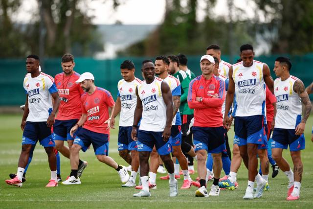 (From L) Colombia's defender #03 Jhon Lucumi, defender #22 Deiver Machado, defender #13 Yerry Mina and midfielder #05 Kevin Castano take part in a training session at the Academia Atlas FC in Zapopan, near Guadalajara, Mexico on June 21, 2026, during the 2026 World Cup football tournament.  (Photo by Ulises RUIZ / AFP)