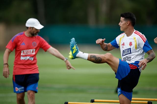 Colombia's midfielder #10 James Rodriguez takes part in a training session at the Academia Atlas FC in Zapopan, near Guadalajara, Mexico on June 21, 2026, during the 2026 World Cup football tournament.  (Photo by Ulises RUIZ / AFP)