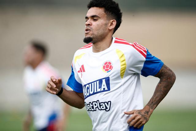 Colombia's forward #07 Luis Diaz takes part in a training session at the Academia Atlas FC in Zapopan, near Guadalajara, Mexico on June 21, 2026, during the 2026 World Cup football tournament.  (Photo by Ulises RUIZ / AFP)