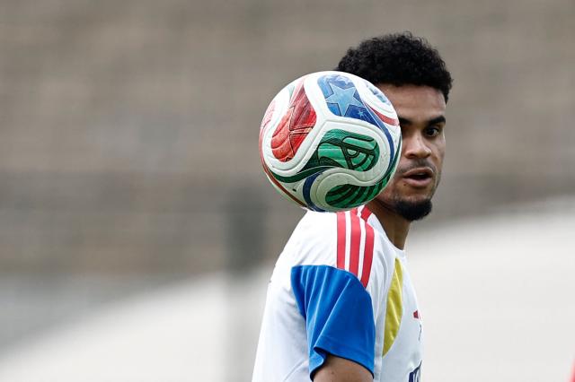 Colombia's forward #07 Luis Diaz takes part in a training session at the Academia Atlas FC in Zapopan, near Guadalajara, Mexico on June 21, 2026, during the 2026 World Cup football tournament.  (Photo by Ulises RUIZ / AFP)