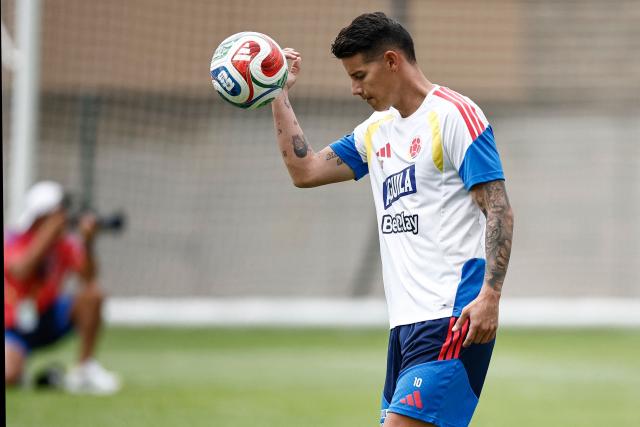 Colombia's midfielder #10 James Rodriguez takes part in a training session at the Academia Atlas FC in Zapopan, near Guadalajara, Mexico on June 21, 2026, during the 2026 World Cup football tournament.  (Photo by Ulises RUIZ / AFP)
