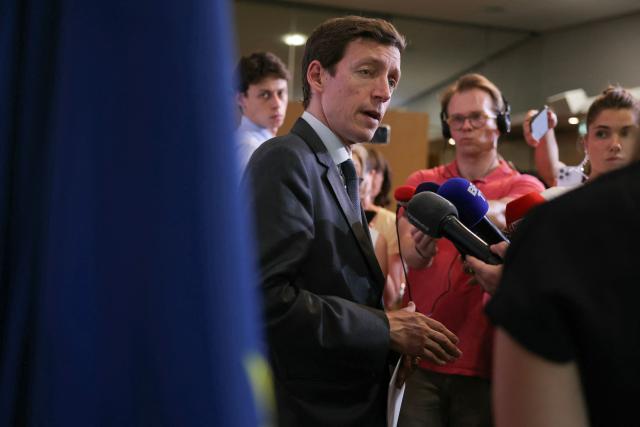 France's Education Minister Edouard Geffray addresses media during a press briefing focused on the heatwave in France, at the Ministry of Education, in Paris on June 22, 2026. The heatwave that has been going in France for nearly a week, is causing major disruption to school life, with 845 primary and secondary schools closed on June 22, 2026 and a further 1,800 having adjusted their timetables out of the country’s 60,000 schools, according to the Ministry of Education – not to mention all the schools advising parents to keep their children at home. (Photo by Thomas SAMSON / AFP)