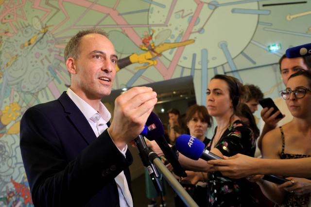 Place publique's centre-left party leader and MEP Raphael Glucksmann speaks to the press afer attending a debate on energy policies as part of "The Terra Nova Conversations" event organised by French center-left think tank Terra Nova at Le Beffroi de Montrouge, in Montrouge, south of Paris on June 22, 2026. (Photo by Ludovic MARIN / AFP)