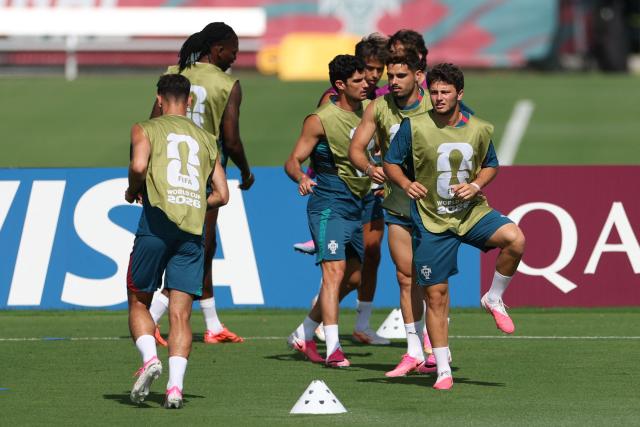 Portugal's midfielder #15 Joao Neves (R) takes part in an  MD-1 training session at Gardens North County District Park in Palm Beach Gardens, on June 22, 2026, on the eve of the 2026 World cup Group K football match between Portugal and Uzbekistan. (Photo by PATRICIA DE MELO MOREIRA / AFP)