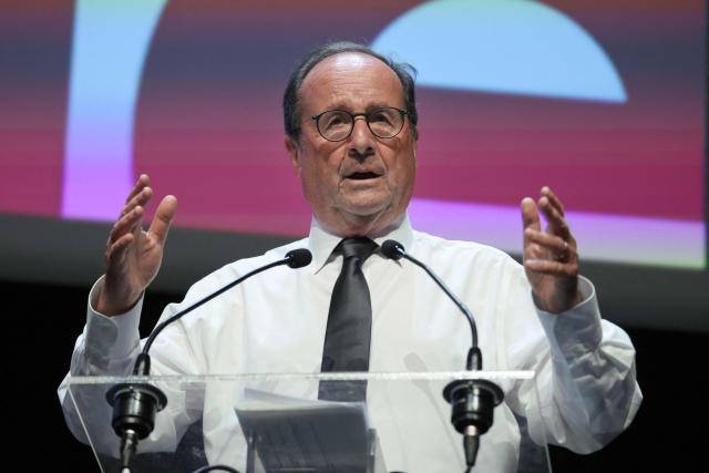 French Socialist Party (PS) MP and former French President Francois Hollande attends a debate on energy policies as part of "The Terra Nova Conversations" event organised by French center-left think tank Terra Nova at Le Beffroi de Montrouge, in Montrouge, south of Paris on June 22, 2026. (Photo by Ludovic MARIN / AFP)