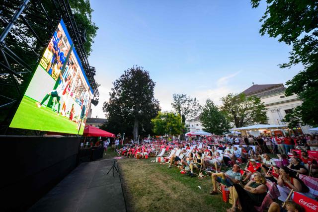 Austria supporters watch Austria's match against Argentina played at the 2026 FIFA World Cup at Dallas Stadium in Arlington, USA, during a public screening in Vienna, Austria on June 22, 2026. (Photo by MAX SLOVENCIK / APA / AFP) / Austria OUT