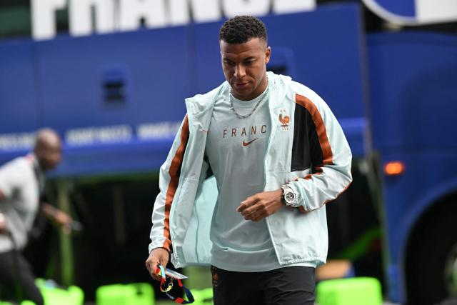 France's forward #10 Kylian Mbappe arrives ahead of the 2026 World Cup Group I football match between France and Iraq at the Philadelphia Stadium in Philadelphia on June 22, 2026.  (Photo by Mauro PIMENTEL / AFP)