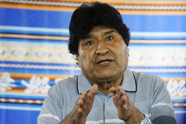 (FILES) Bolivia's former president Evo Morales gestures as he speaks during a press conference in the coca-growing town of Lauca Eñe, Chapare region, Bolivia on August 12, 2025. Bolivian former president Evo Morales ordered the temporary removal of roadblocks across the country on June 22, 2026. (Photo by PABLO RIVERA / AFP)