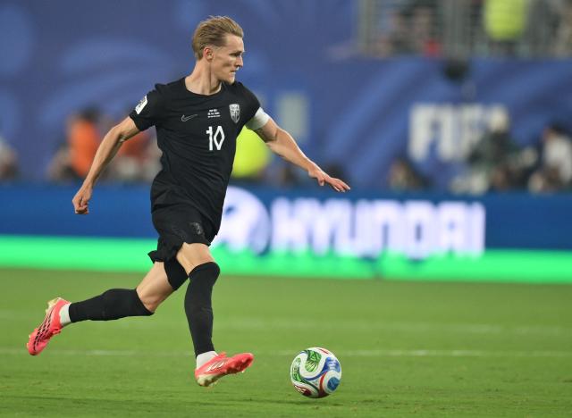Norway's midfielder #10 Martin Odegaard controls the ball during the 2026 World Cup Group I football match between Norway and Senegal at the New York/New Jersey Stadium in East Rutherford on June 22, 2026. (Photo by Angela WEISS / AFP)