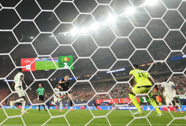 Norway's forward #09 Erling Braut Haaland (C) scores his team's third goal during the 2026 World Cup Group I football match between Norway and Senegal at the New York/New Jersey Stadium in East Rutherford on June 22, 2026. (Photo by Angela WEISS / AFP)
