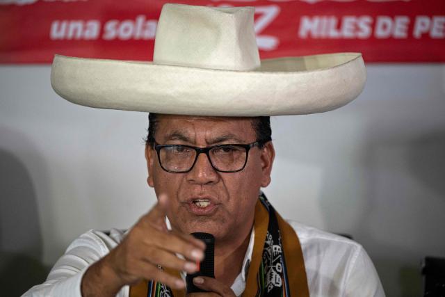 (FILES) Peru's presidential candidate Roberto Sanchez, for the Juntos por el Peru party, speaks during a press conference in Lima on June 18, 2026. Peruvian left-wing presidential candidate Roberto Sanchez called on June 22, 2026 for the annulment of overseas votes in the runoff election in which he is narrowly trailing his conservative rival. (Photo by ERNESTO BENAVIDES / AFP)