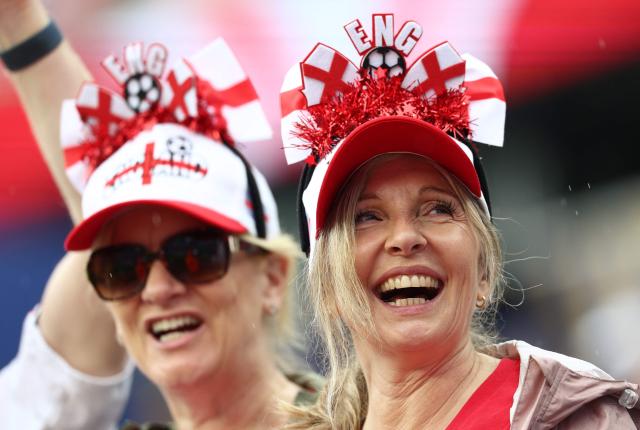 English fans cheer ahead of the 2026 World Cup Group L football match between England and Ghana at the Boston Stadium in Foxborough on June 23, 2026.  (Photo by FRANCK FIFE / AFP)