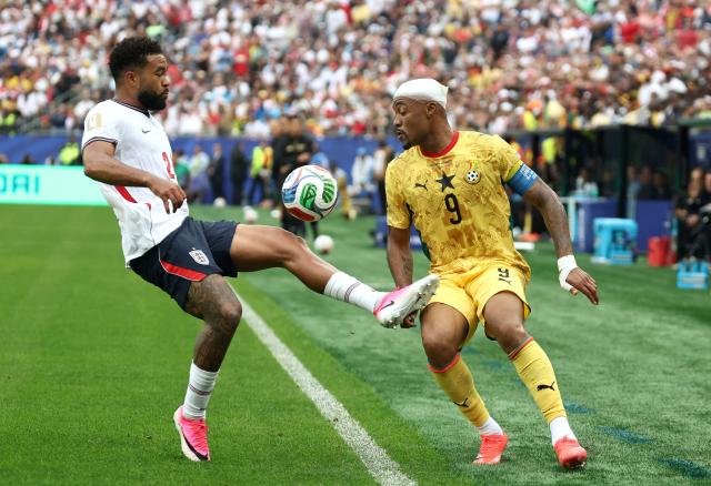 England's defender #24 Reece James (L)  fights for the ball with Ghana's forward #09 Jordan Ayew  during the 2026 World Cup Group L football match between England and Ghana at the Boston Stadium in Foxborough on June 23, 2026.  (Photo by FRANCK FIFE / AFP)