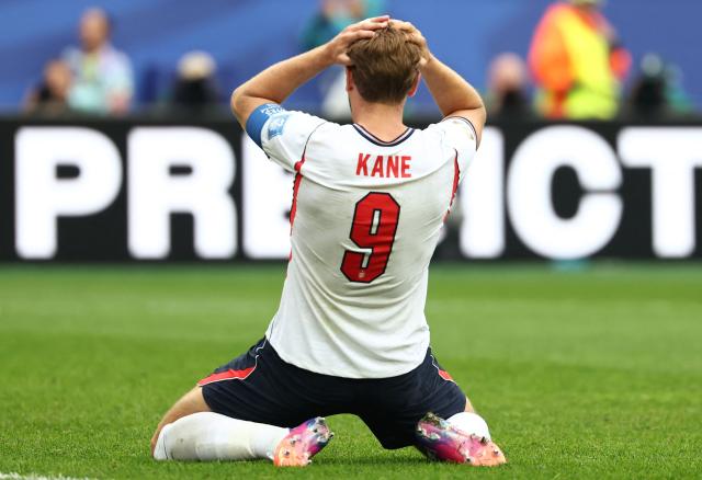 England's forward #09 Harry Kane reacts after missing a goal opportunity during the 2026 World Cup Group L football match between England and Ghana at the Boston Stadium in Foxborough on June 23, 2026.  (Photo by FRANCK FIFE / AFP)