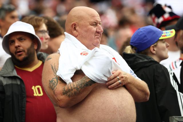 An England supporter reacts after  a draw in the  2026 World Cup Group L football match between England and Ghana at the Boston Stadium in Foxborough on June 23, 2026.  (Photo by FRANCK FIFE / AFP)