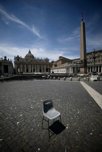 A picture shows an empty St Peter's square in the Vatican during a heatwave, on June 24, 2026. (Photo by Filippo MONTEFORTE / AFP)