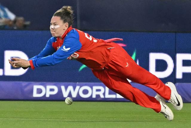 England's Linsey Smith fails to take a catch to dismiss West Indies' Jahzara Claxton off the bowling of England's Danielle Gibson during the ICC Women's T20 cricket world cup 2026 match between England and West Indies, at Lord's in London on June 24, 2026. (Photo by JUSTIN TALLIS / AFP)