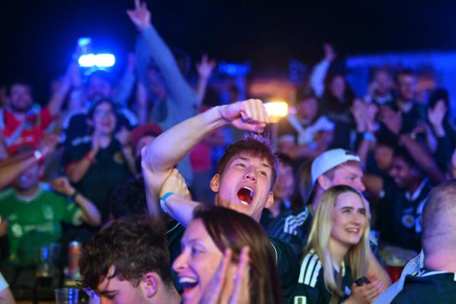 Scotland supporters react to the referee overturning a possible second goal for Brazil while watching the 2026 World Cup Group C football match between Scoland and Brazil, at the 4TheFans Fan Park at The Pitt in Edinburgh, Scotland on June 24, 2026. (Photo by ANDY BUCHANAN / AFP)
