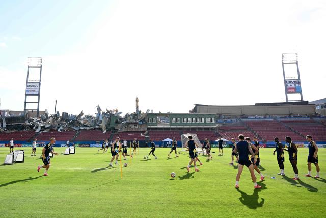 Sweden's players take part in a training session ahead of Sweden's 2026 World Cup football tournament Group F football match against Japan at the FC Dallas Stadium in Dallas on June 24, 2026. (Photo by Paul ELLIS / AFP)