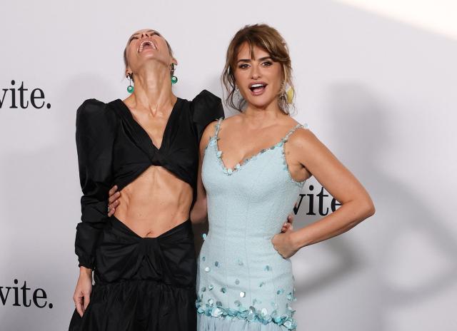 US-Irish actress and director Olivia Wilde (L) and Spanish actress Penelope Cruz attend the Los Angeles premiere of "The Invite" at the Directors Guild of America Theater in Los Angeles on June 23, 2026. (Photo by VALERIE MACON / AFP)