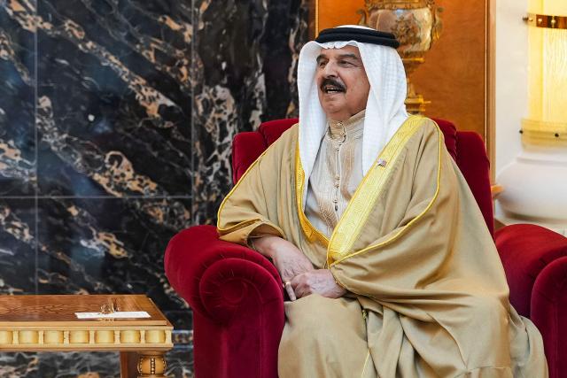 Bahrain's King Hamad bin Isa al-Khalifa meets with the US Secretary of State (unseen) during his visit to the Middle East to discuss the interim deal between the US and Iran with Arab Gulf allies, and to attend a meeting by the Gulf Cooperation Council Member States (GCC), at Al-Sakhir Palace, near Zallaq on June 25, 2026. Top US diplomat Marco Rubio was in Bahrain on June 25, after promising Gulf allies that Washington would protect their interests as it seeks to hammer out a final settlement to end the war with Iran. Rubio is on a regional tour to reassure the Gulf states, which were targeted by Tehran's missiles and drones during the conflict and saw their crucial oil and gas shipments effectively cut off by an Iranian blockade of the Strait of Hormuz. (Photo by Eric Lee / POOL / AFP)