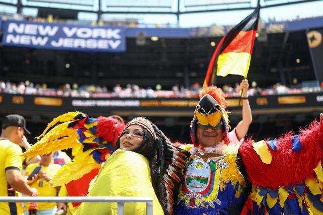 Ecuador supporters pose prior to the  2026 World Cup Group E football match between Ecuador and Germany at the New York/New Jersey Stadium in East Rutherford on June 25, 2026. (Photo by CHARLY TRIBALLEAU / AFP)