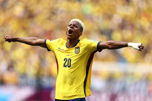 Ecuador's forward #20 Nilson Angulo celebrates scoring his team's first goal during the 2026 World Cup Group E football match between Ecuador and Germany at the New York/New Jersey Stadium in East Rutherford on June 25, 2026. (Photo by CHARLY TRIBALLEAU / AFP)