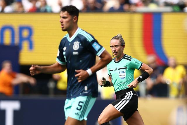 US referee Tori Penso gestures during the 2026 World Cup Group E football match between Ecuador and Germany at the New York/New Jersey Stadium in East Rutherford on June 25, 2026. (Photo by CHARLY TRIBALLEAU / AFP)