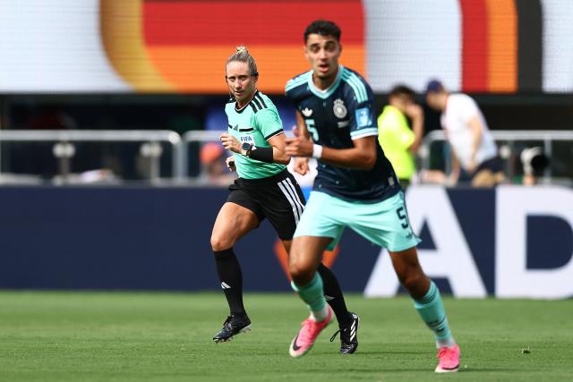 US referee Tori Penso gestures during the 2026 World Cup Group E football match between Ecuador and Germany at the New York/New Jersey Stadium in East Rutherford on June 25, 2026. (Photo by CHARLY TRIBALLEAU / AFP)