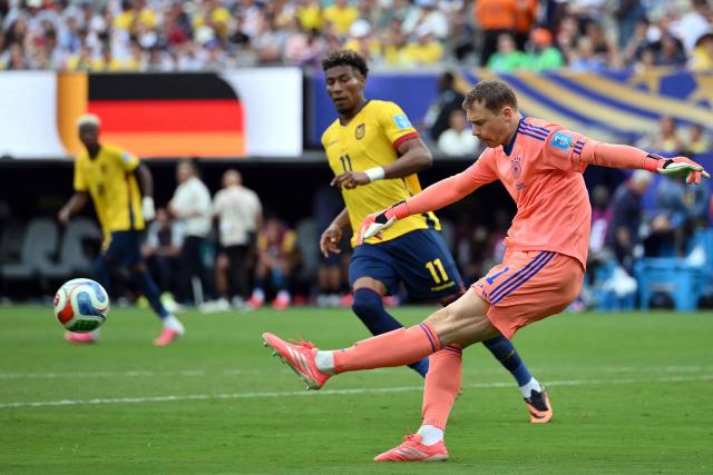 Germany's goalkeeper #01 Manuel Neuer kicks the ball during the 2026 World Cup Group E football match between Ecuador and Germany at the New York/New Jersey Stadium in East Rutherford on June 25, 2026. (Photo by ANGELA WEISS / AFP)