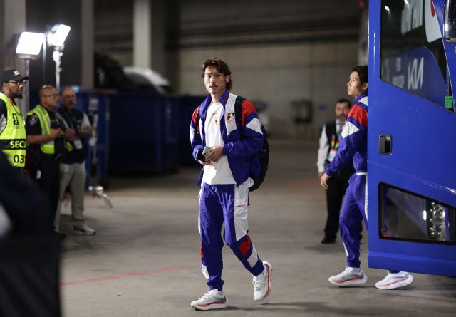 Ayumu Japan's defender #20 Ayumu Seko arrives ahead of the 2026 World Cup Group F football match between Japan and Sweden at the Dallas Stadium in Arlington on June 25, 2026. (Photo by Aric BECKER / AFP)